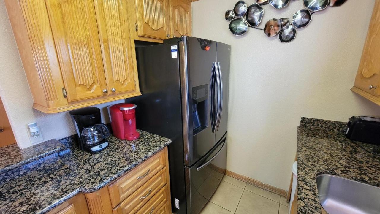 Cozy 2 Bedroom With Big Pool - Campeche Triplex Unit C Home South Padre Island Exteriér fotografie