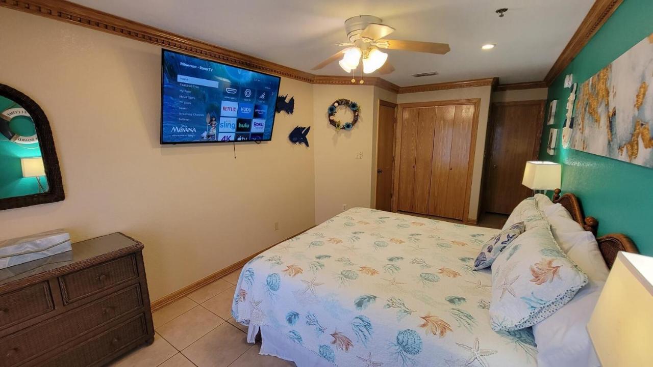 Cozy 2 Bedroom With Big Pool - Campeche Triplex Unit C Home South Padre Island Exteriér fotografie