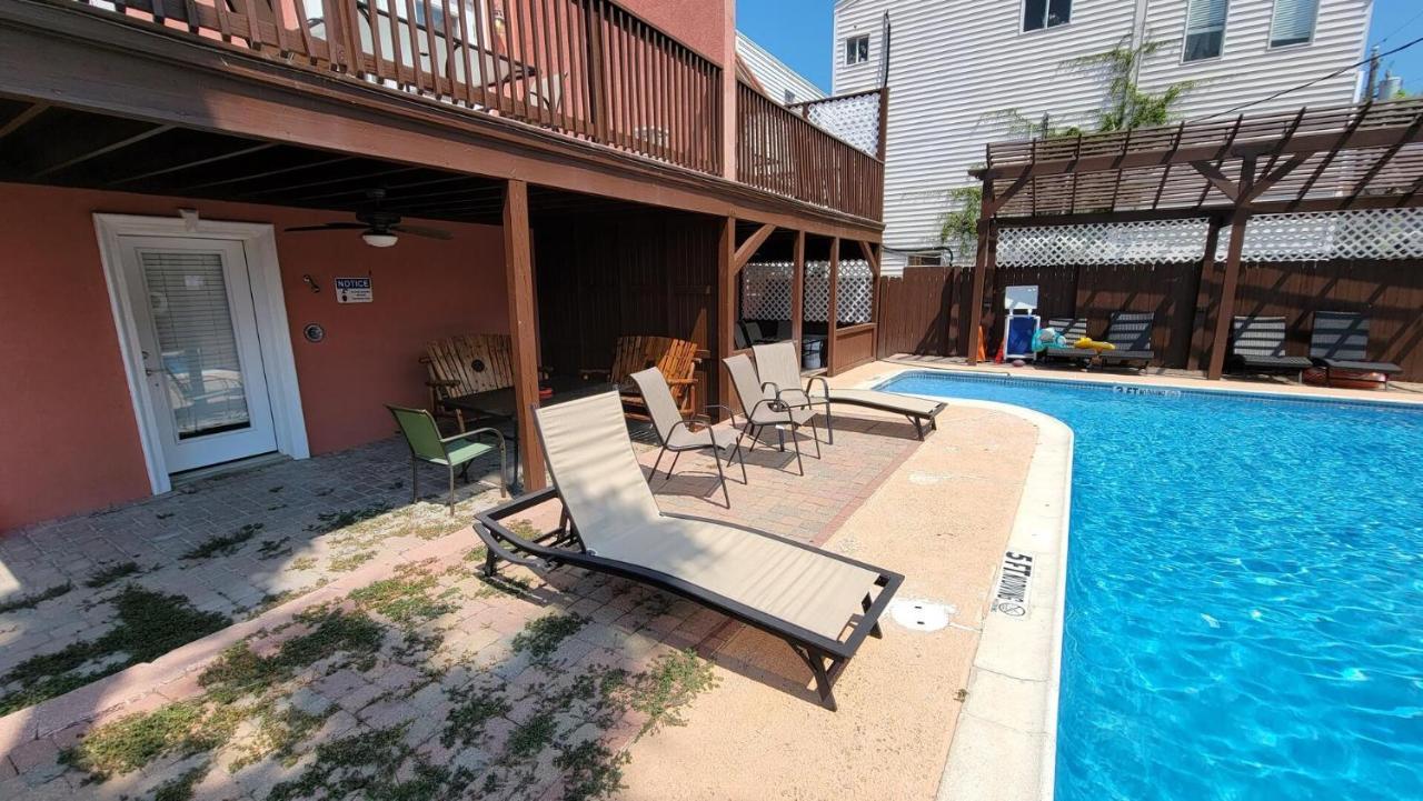 Cozy 2 Bedroom With Big Pool - Campeche Triplex Unit C Home South Padre Island Exteriér fotografie